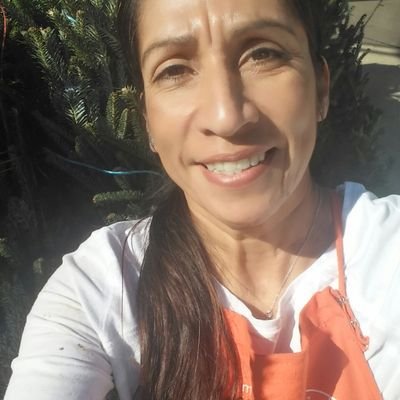 Profile Picture of Lora Gonzalez (@LoraGon16125448) on Twitter