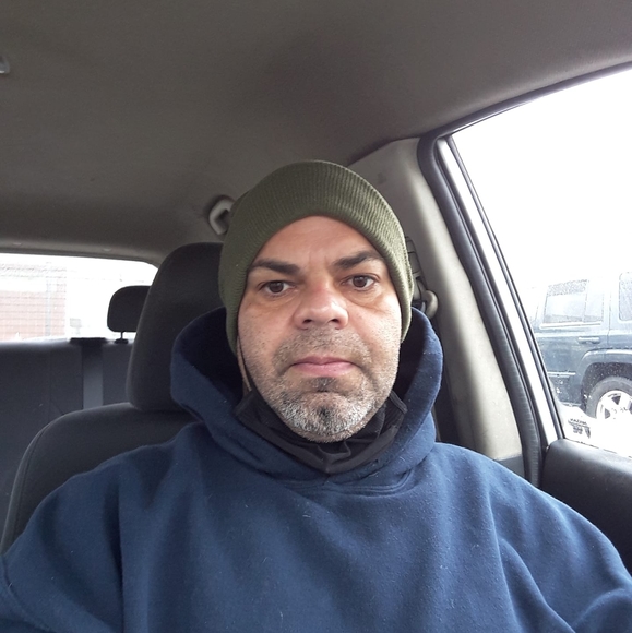 Profile Picture of Kevin Gulyas (@gulyas) on Poshmark