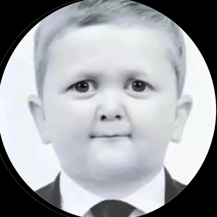 Profile Picture of robertohernandez0493 (@robertohernandezurquide0) on Tiktok