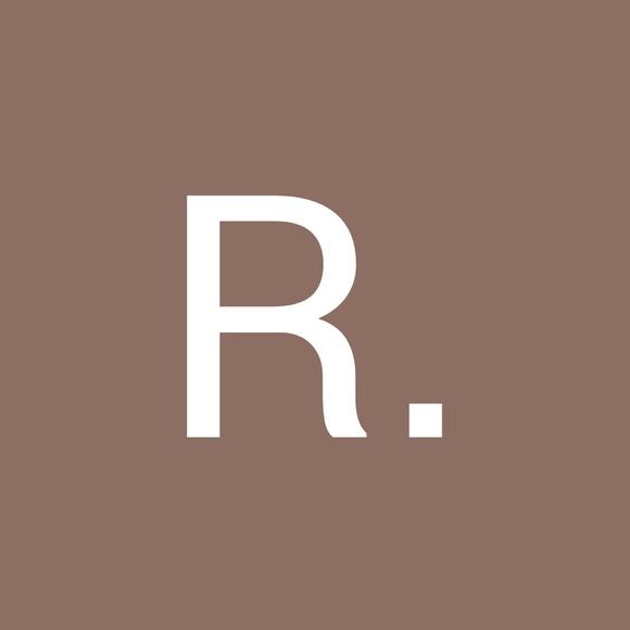 Profile Picture of R. Mclean (@rjm83) on Poshmark