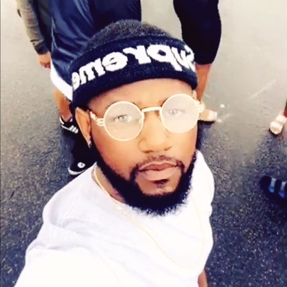 Profile Picture of Shamel Mcclinton (@mcclintonshamel) on Poshmark