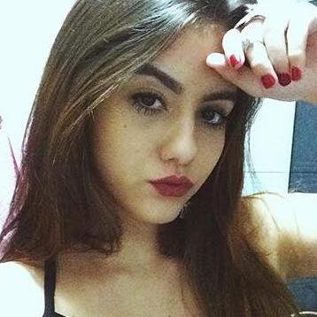 Profile Picture of Maria Júlia Reimer (@maluconna) on Twitter