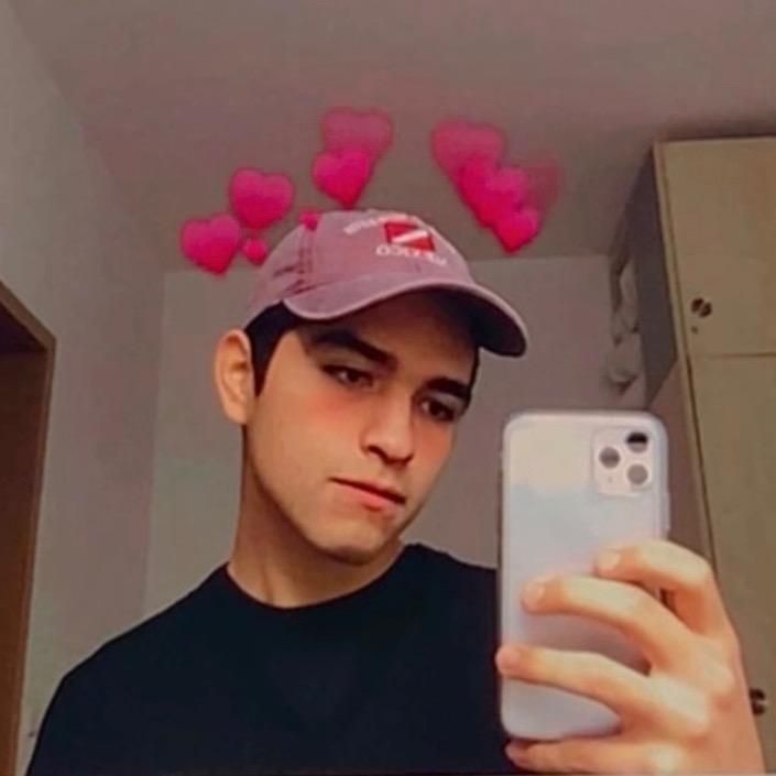 Profile Picture of David Barrán (@quesoquatl) on Tiktok