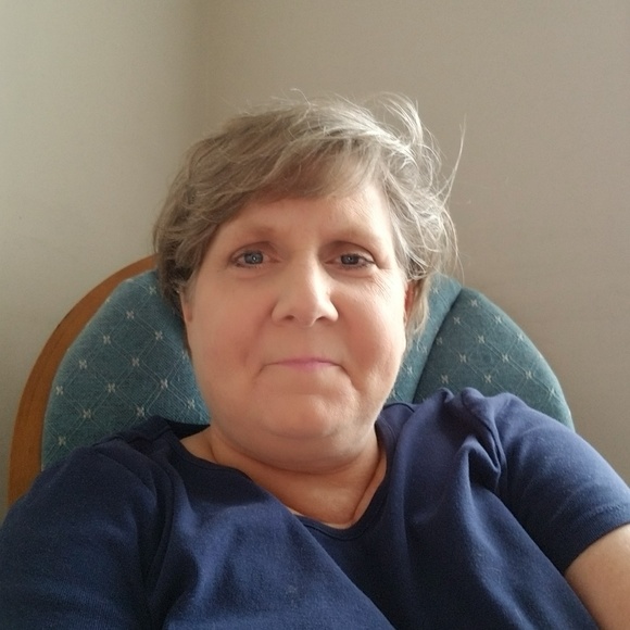 Profile Picture of Paula Miller (@paulamiller068) on Poshmark