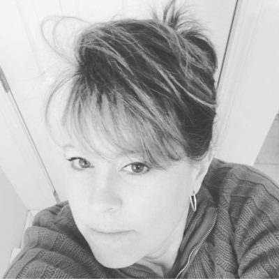 Profile Picture of April Wojcik (@aprilbucky) on Twitter