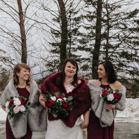 Profile Picture of Tara Fitzpatrick (@tfitzpatrick29) on Poshmark