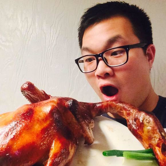 Profile Picture of Peter Li (@neatpete) on Poshmark