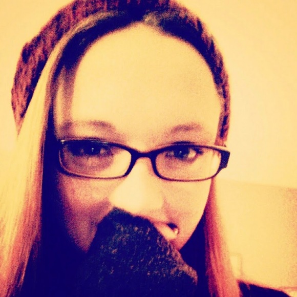 Profile Picture of Krystal Carhart (@kcarhart678) on Poshmark