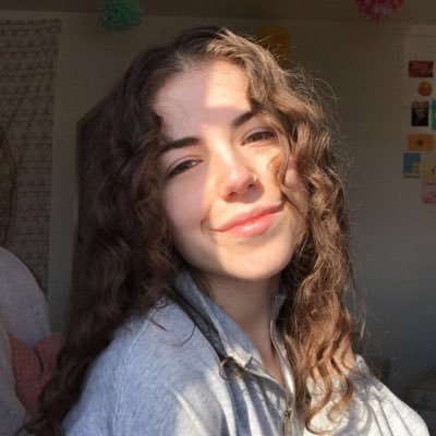 Profile Picture of Leah (@LeahDeGregory) on Twitter
