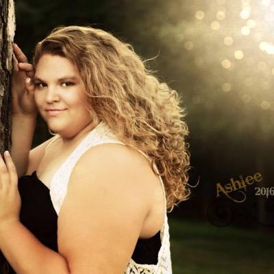 Profile Picture of Ashlee Huffman (@alhvet42) on Twitter