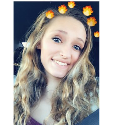 Profile Picture of Kayla Becker (@Kayla_Becker15) on Twitter