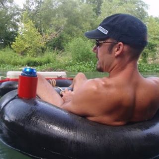 Profile Picture of George Rust (Tube Parrot) (@tubeparrot) on Facebook