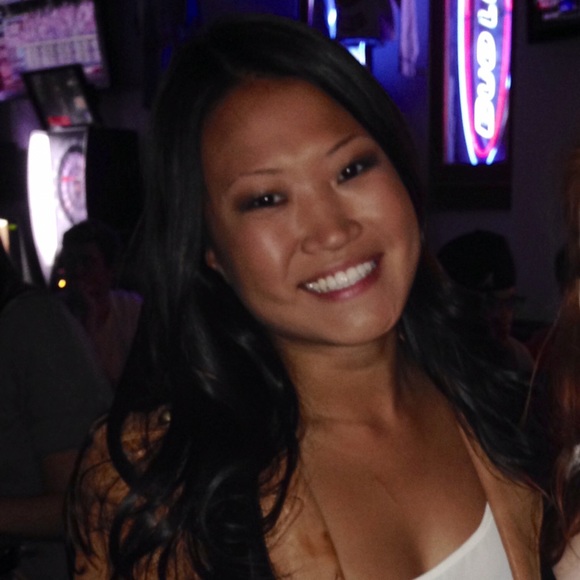 Libby Biermeier - Poshmark Profile Picture of Libby Biermeier (@l_biermeier) on Poshmark