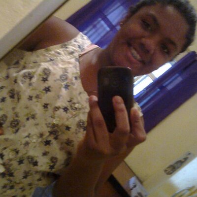 Profile Picture of Iris Bauer (@JBBIRIS) on Twitter