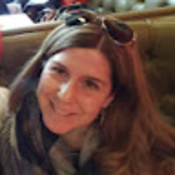 Profile Picture of Julianne Fontechia (@jfontechia) on Poshmark