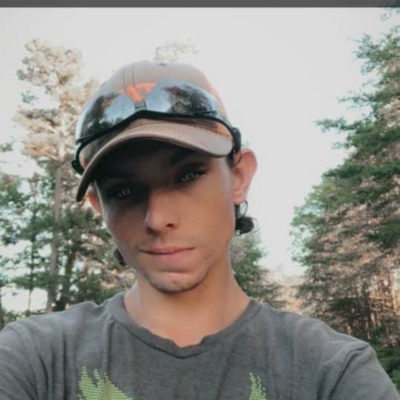 Profile Picture of Clay Hudson (@clayhudson99) on Poshmark