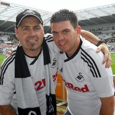 Profile Picture of Steven Harries (@HarriesSteven) on Twitter