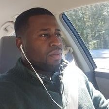 Profile Picture of Victor Neal (@vicneal000) on Twitter