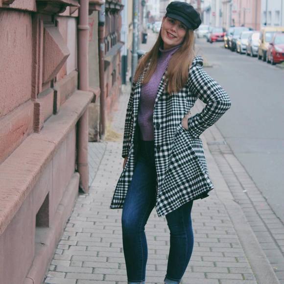 Profile Picture of Daniele Kolletzki (@dkolletz) on Poshmark