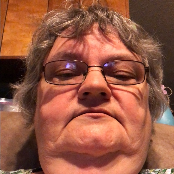 Profile Picture of Taffie James (@grandmatjames) on Poshmark