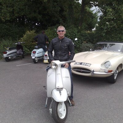 Profile Picture of Raymond Bell (@raymondjbell) on Twitter
