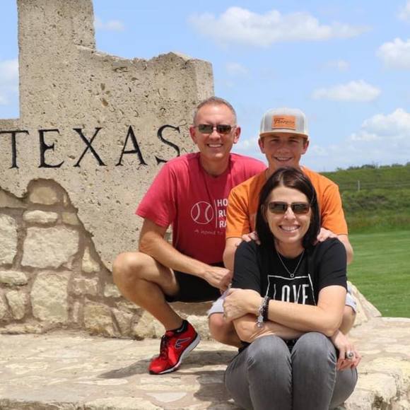 Profile Picture of Lana Clayton newton (@lananewton77) on Poshmark