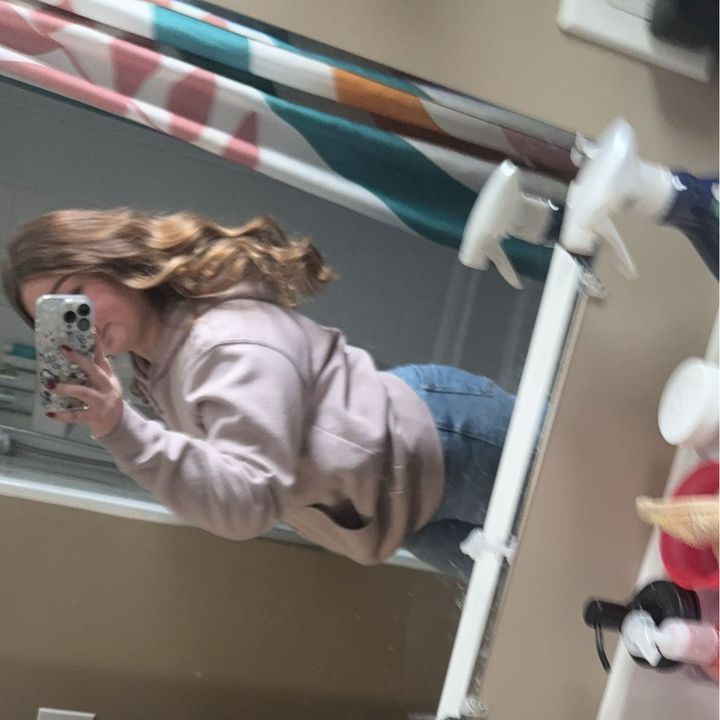 Profile Picture of Taryn (@taryns.spam5) on Tiktok