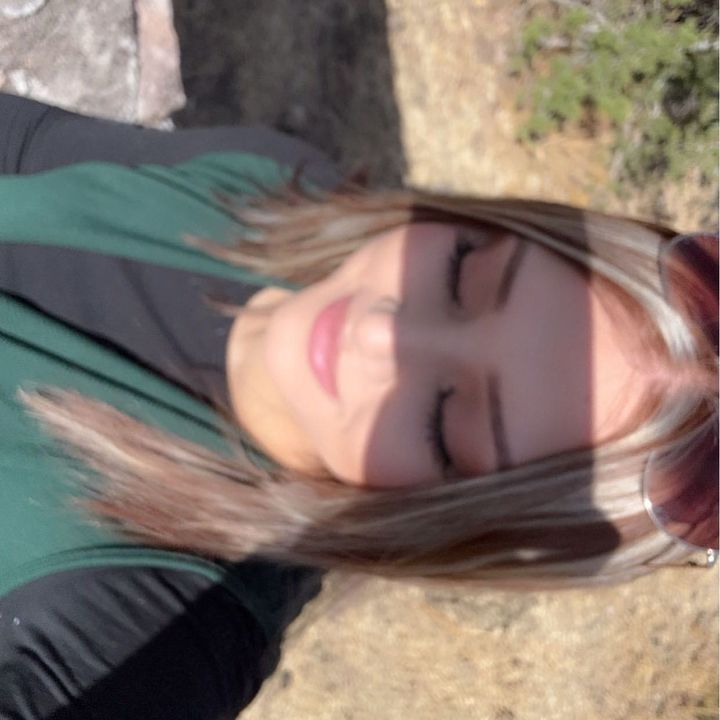 Profile Picture of Stephanie (@duarte.ss) on Tiktok