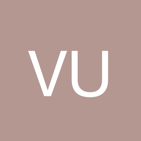 Profile Picture of Vicki Unkrich (@vunkrich) on Poshmark