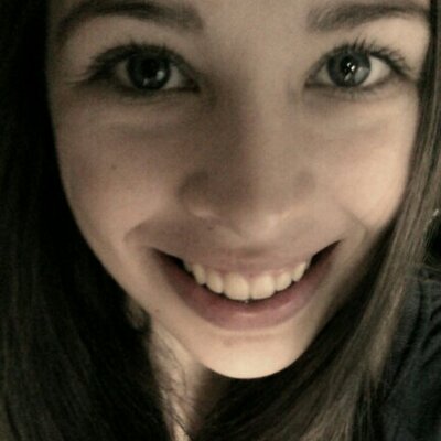 Profile Picture of Fehér Laura (@fehr_laura) on Twitter