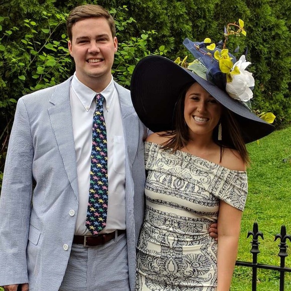 Profile Picture of Cameron Reid (@camreid556) on Poshmark