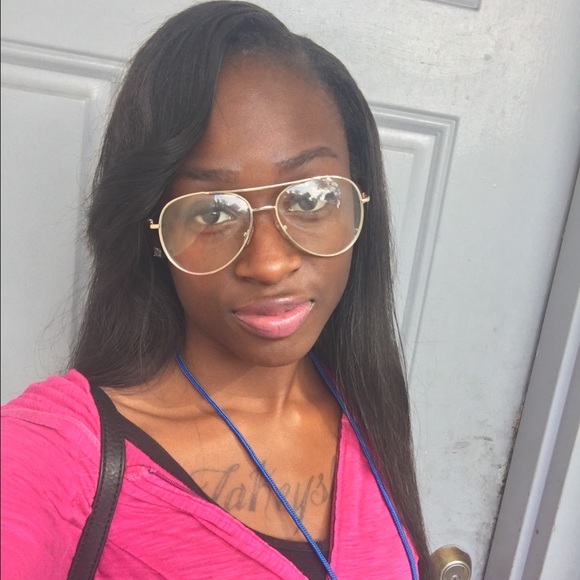 Profile Picture of Cherry Chronic (@atgriffin96) on Poshmark