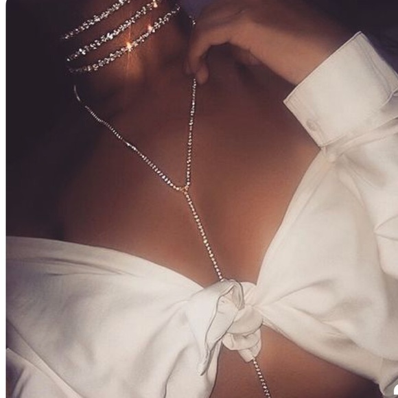 Profile Picture of Liz Cotto (@lizkarianis) on Poshmark