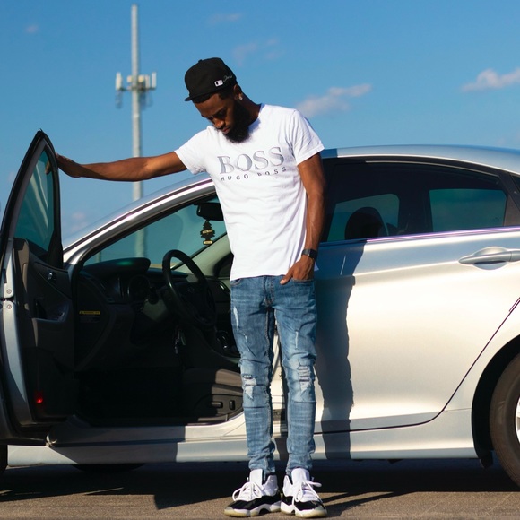 Profile Picture of Brandon Howell (@bhowell4708) on Poshmark