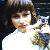 Profile Picture of Gillian Holt (@TheGillianholt) on Youtube