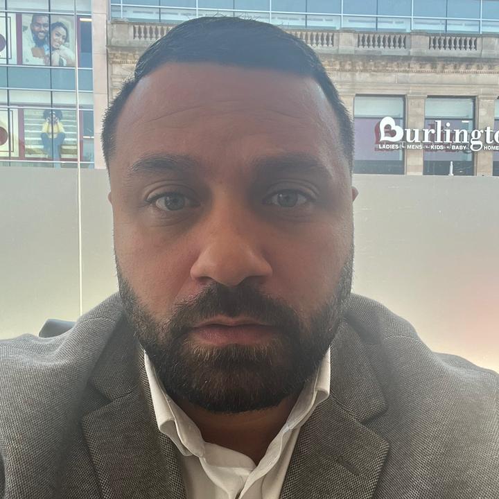 Profile Picture of David Bedri (@dbedri) on Tiktok