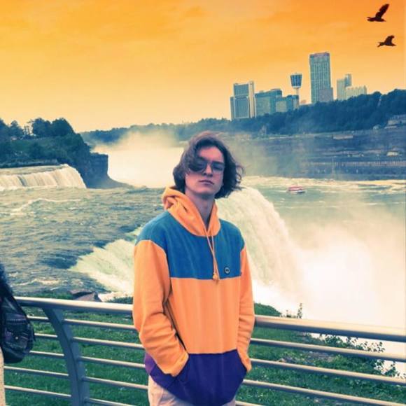 Profile Picture of Michael Jellema (@michaeljellema) on Poshmark