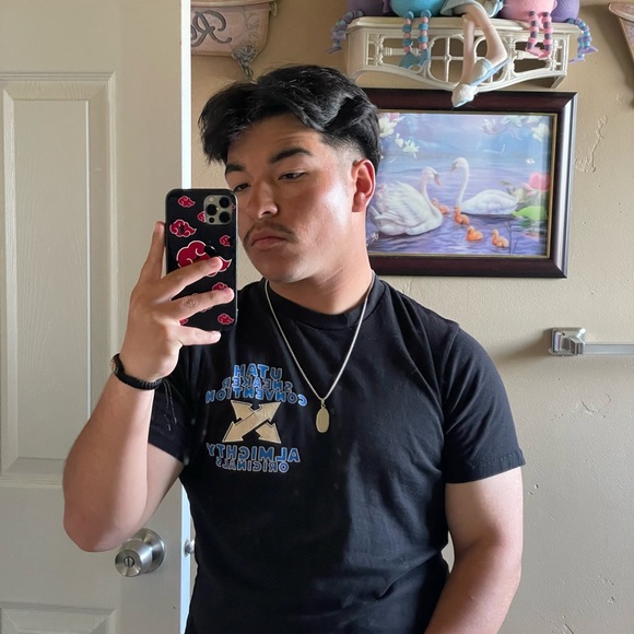 Profile Picture of Jeff Tovar (@liljdoe) on Poshmark