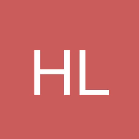 Profile Picture of Haley Lloyd (@haleydlloyd) on Poshmark