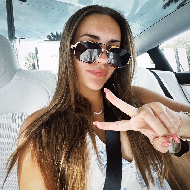 Profile Picture of lily (@_lilydowns) on Tiktok