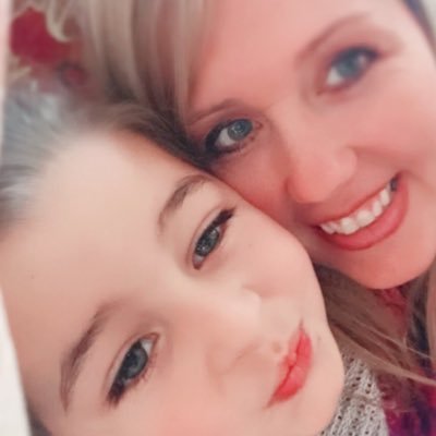 Profile Picture of Stephanie Engle-lyons (@EngleLyons) on Twitter
