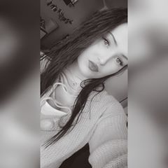 Profile Picture of Lisa Knitter (@lisaknitter) on Tiktok