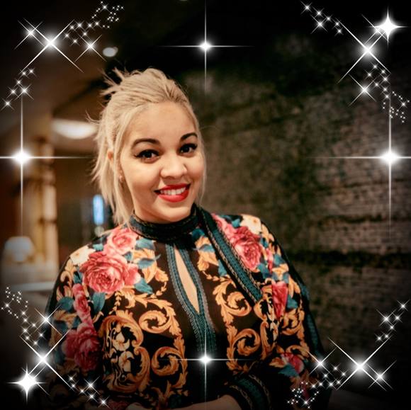 Profile Picture of Candy Cardash (@candydashian) on Poshmark
