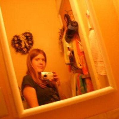 Profile Picture of Jess Zander (@JessCupcake18) on Twitter