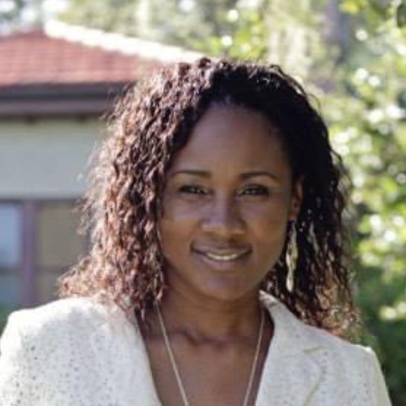 Profile Picture of Mechelle Thursby (@mechellevc) on Poshmark