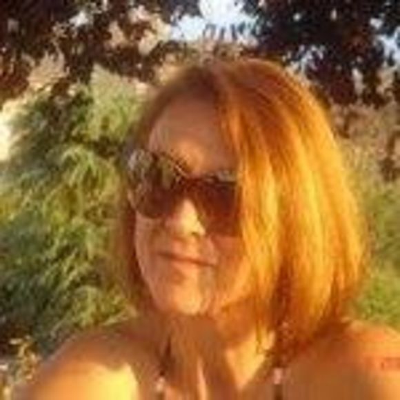 Profile Picture of Suzanne Mihok (@suzannemihok) on Poshmark