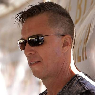 Profile Picture of Jon Robert Leech (@JonRobertLeech) on Twitter