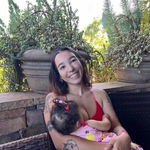 Profile Picture of Andrea Renee (@undreuhrenee) on Poshmark