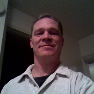 Profile Picture of Robert McCaslin (@RTM32642) on Twitter