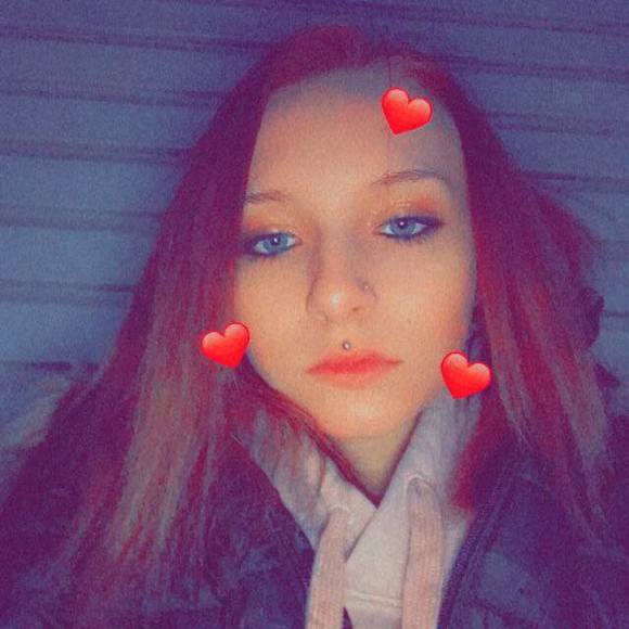 Cierra Cierra - Poshmark Profile Picture of Cierra Cierra (@cierra_cierra) on Poshmark